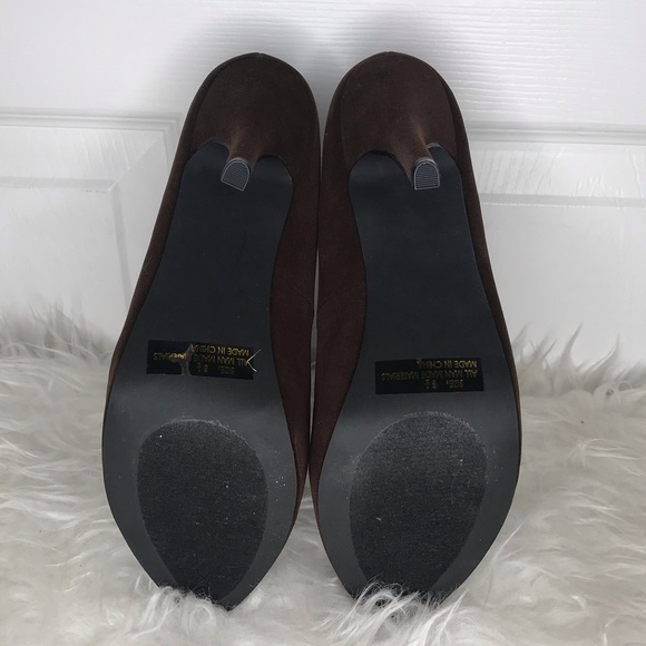 NWB - Brown velvet pumps sz8.5 - Picture 5 of 5